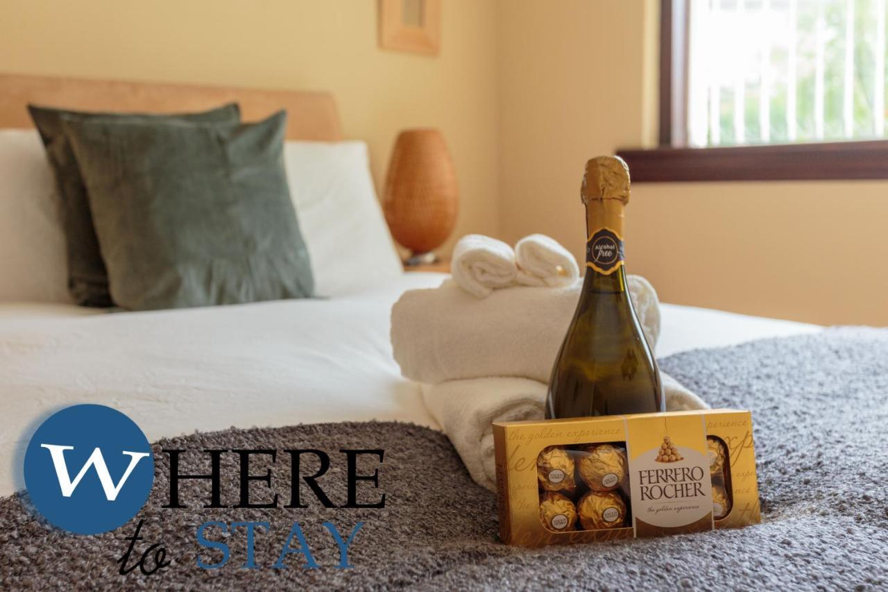 Lovely Apartment By The Hillwood Park-Free Parking Edinburgh Ngoại thất bức ảnh