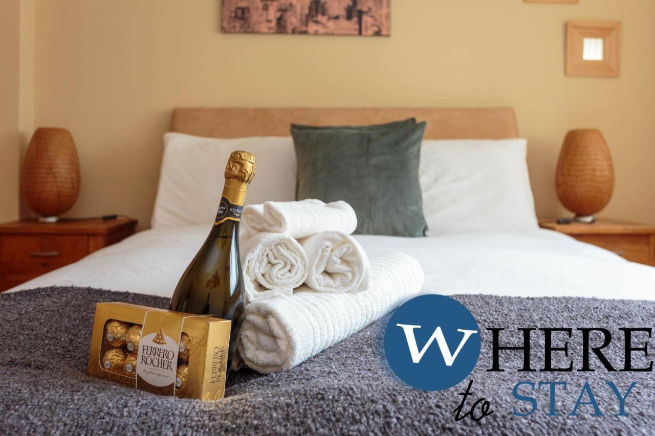 Lovely Apartment By The Hillwood Park-Free Parking Edinburgh Ngoại thất bức ảnh