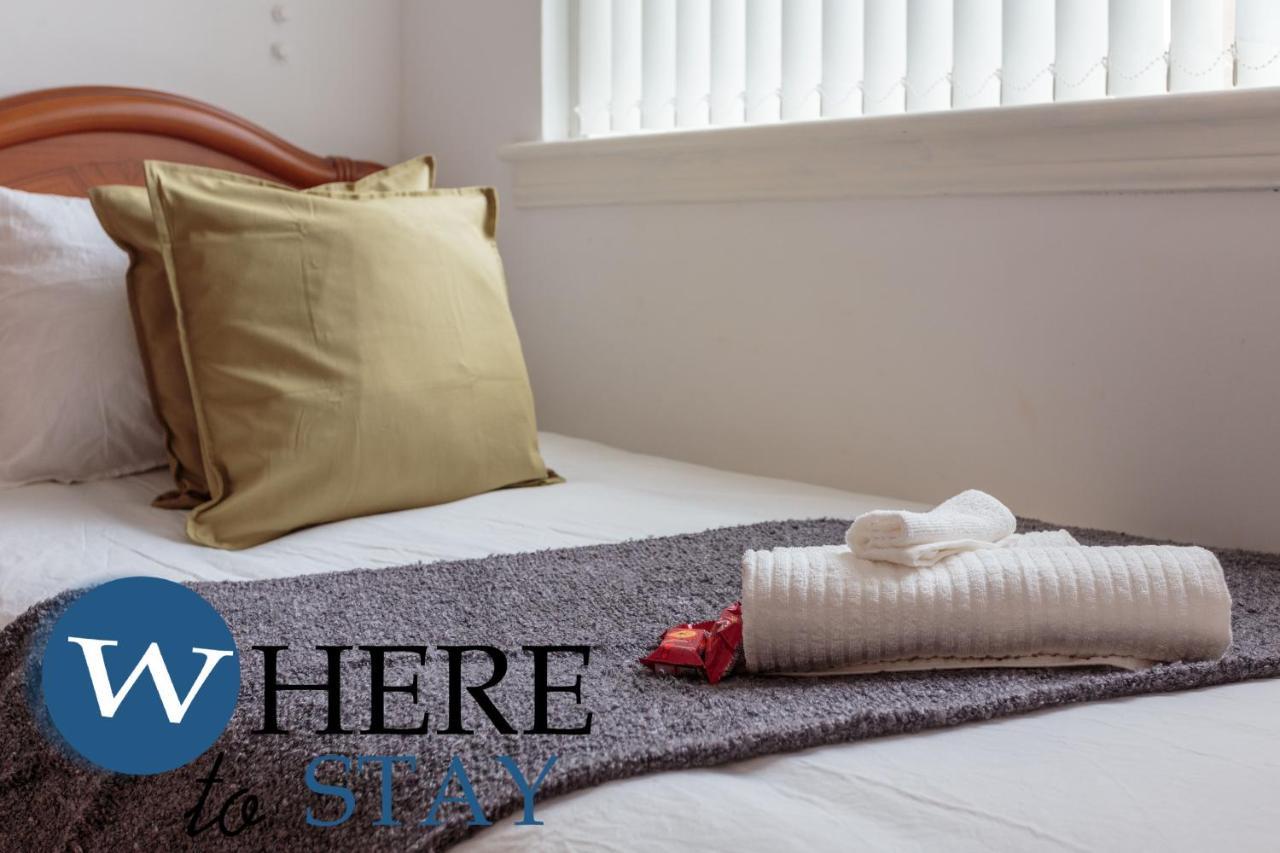 Lovely Apartment By The Hillwood Park-Free Parking Edinburgh Ngoại thất bức ảnh